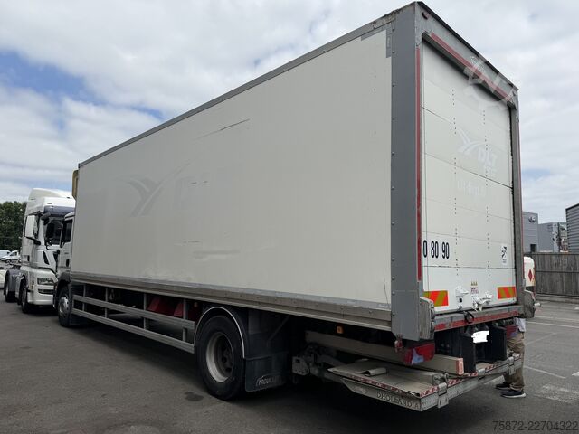Vrachtwagen met bakwagen MAN TGM 18.290 EURO 6 FURGON