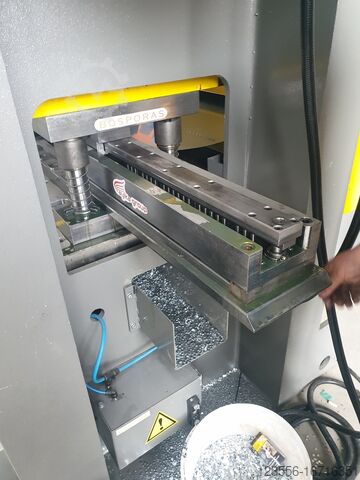 Μηχανική πρέσα υψηλής ταχύτητας διάτρησης Bosporas Machinery PUNCING PERFORATING PRESS