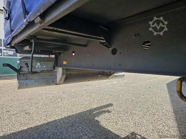 Lato tenda KRONE SD -SLIDING ROOF - KRONE/VALX AXLES - DUTCH TRA...