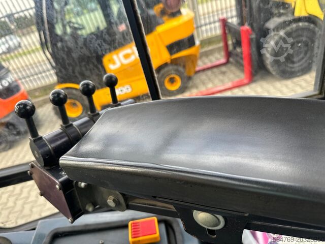 Empilhadeira de 4 rodas Jungheinrich DFG45/Positioner+sideshift/Air condition