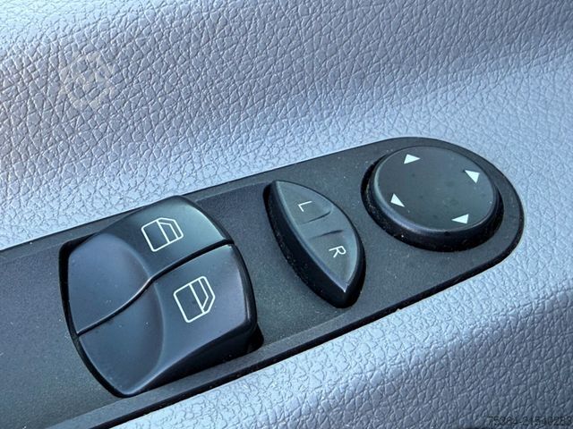 Minibus MERCEDES-BENZ Sprinter 311Cdi Max 9Sitze Schiebetür Lift Klima