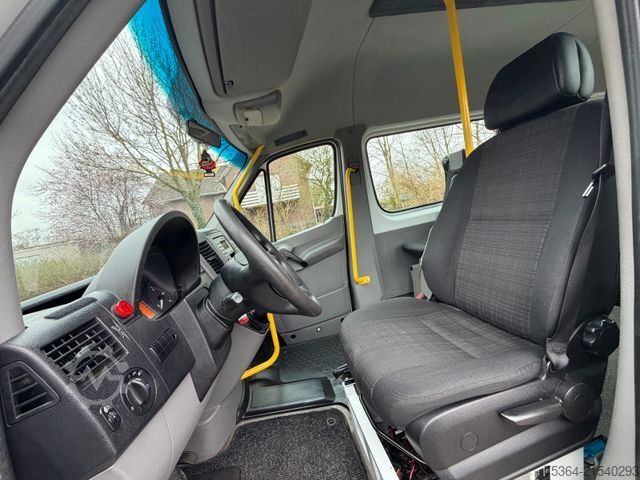Minibus MERCEDES-BENZ Sprinter 313 BlueTEC 9Sitze+Rollstuhllift Klima