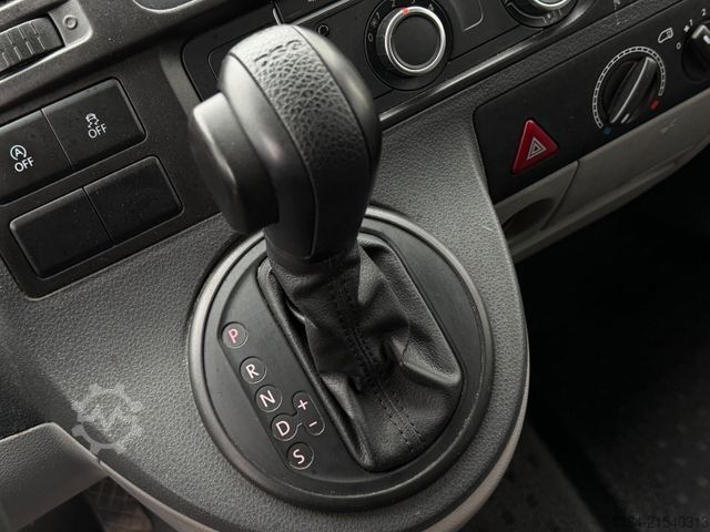 Minibus VOLKSWAGEN T5 Kombi Lang 2.0 Tdi BlueMotion 9 Sitze DSG