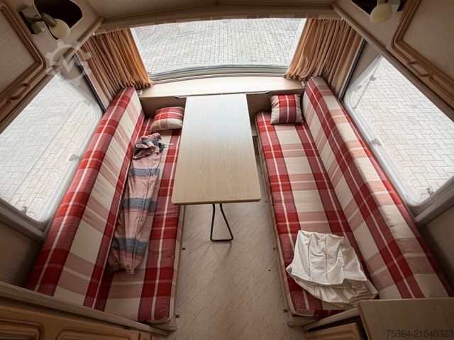 Caravan  Award Daystar 8010 Wohnwagen Boiler Backoven Wc