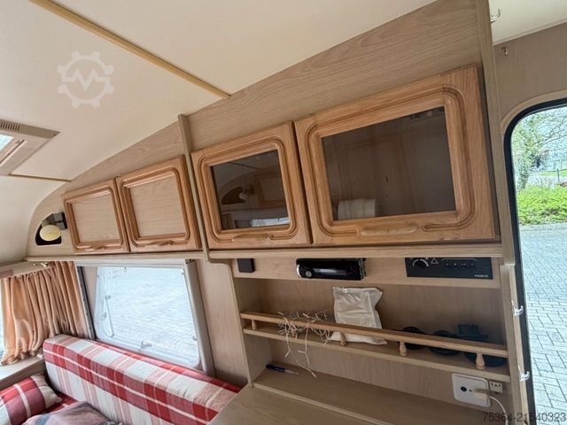 Caravan  Award Daystar 8010 Wohnwagen Boiler Backoven Wc