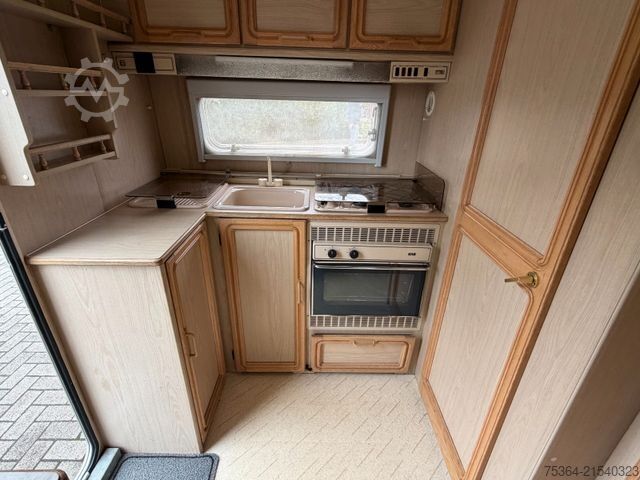 Caravan  Award Daystar 8010 Wohnwagen Boiler Backoven Wc