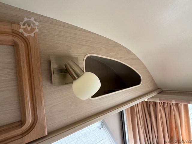 Caravan  Award Daystar 8010 Wohnwagen Boiler Backoven Wc