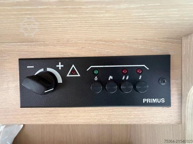 Caravan  Award Daystar 8010 Wohnwagen Boiler Backoven Wc