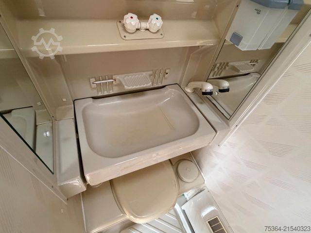 Caravan  Award Daystar 8010 Wohnwagen Boiler Backoven Wc