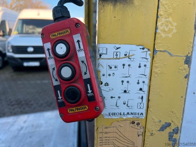 Box van RENAULT Master 2,5 dCI Koffer*Hebebühne*Tüv-2027*