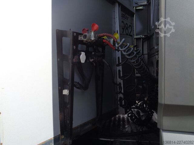 Brandalı açık yarı römork  SAPL 24 Mega Alufelgen Liftachse 445/45 R19,5