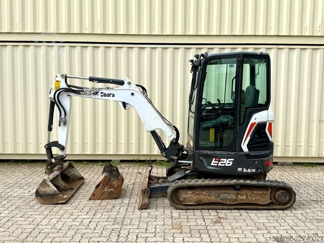 Minigraafmachine BOBCAT E26 / 2021 BJ / 2 x Löffel / 1.375 H