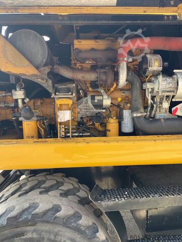 Mobilbagger CATERPILLAR M313 D