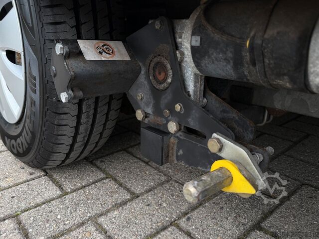 Wohnwagen KIP Hy-Line KH48T Mover Warm Wasser Vorzelt