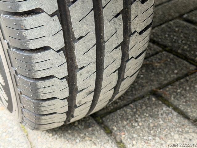Wohnwagen KIP Hy-Line KH48T Mover Warm Wasser Vorzelt