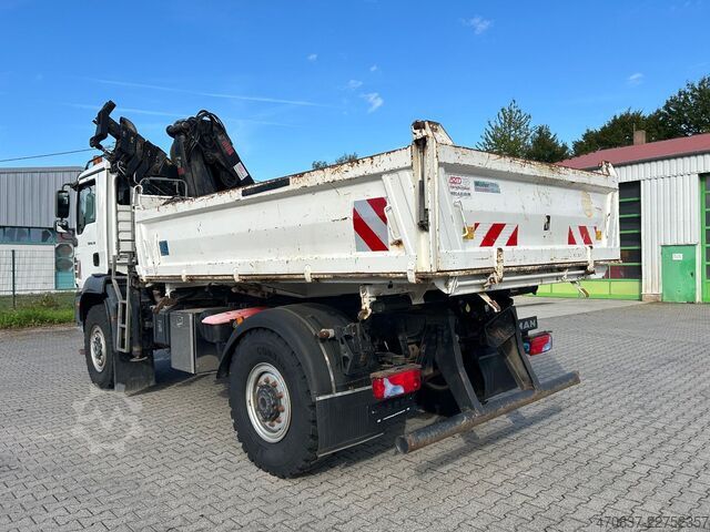 Camión volquete trilateral MAN TGM 18.250 BB / 4x4 / Hiab 099 Funk Greifer