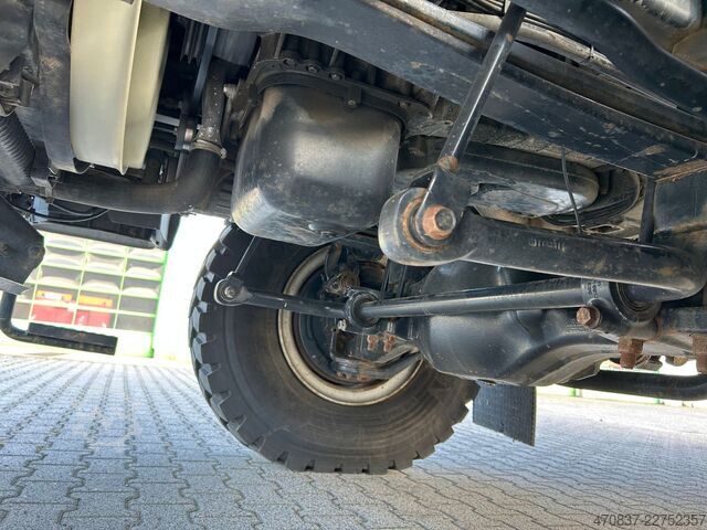 Camión volquete trilateral MAN TGM 18.250 BB / 4x4 / Hiab 099 Funk Greifer
