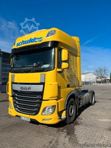 Standard tractor unit DAF XF 106.460,  Intarder, 1. Hand