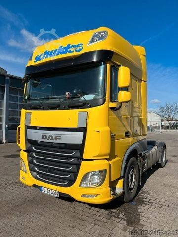 Standard tractor unit DAF XF 106.460,  Intarder, 1. Hand