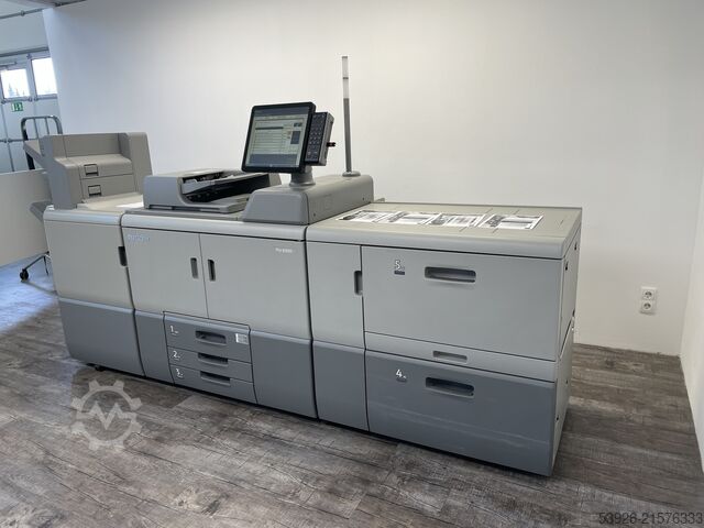 Máquina de impresión digital Ricoh Pro 8300s incl. Finisher SR5110, Vacuum Feed LCIT RT5120