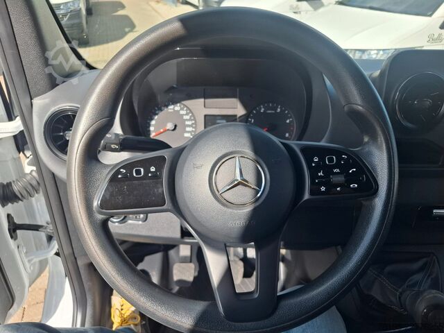 Φορτηγό pick-up MERCEDES-BENZ Sprinter 215CDI Doka 1. Hand