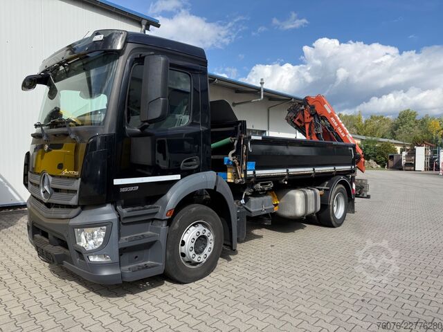 Ανατρεπόμενο φορτηγό MERCEDES-BENZ MB 1833 LK Atlas Kran 126.3E Funk 2xAHK