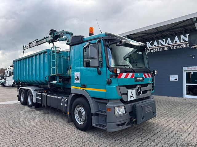 Γερανός τοποθετημένος σε φορτηγό MERCEDES-BENZ 2632 Actros 6x4 Meiller Abroller KRAN Salzstreu