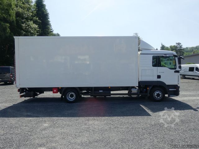 Dobozos furgon MAN 8.180 TGL Großes Haus Koffer 6,10m Klima Bett