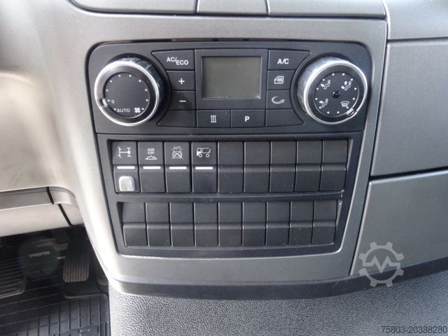 Dobozos furgon MAN 8.180 TGL Großes Haus Koffer 6,10m Klima Bett