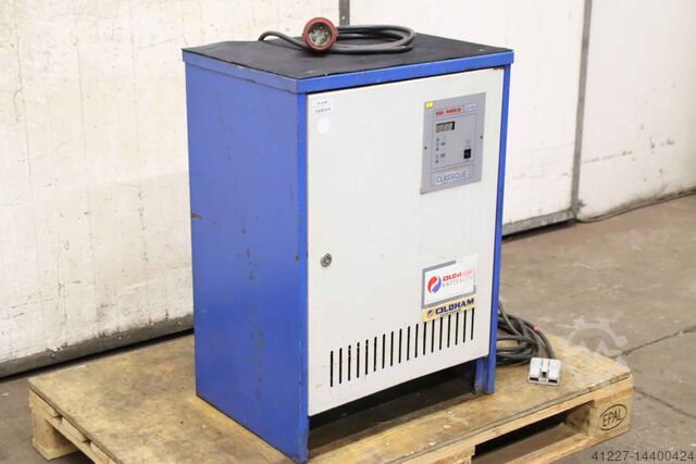 Carregador para empilhador 36 V/80 A Oldham High Power III 36-80