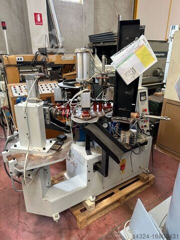 FREES CARROUSEL 1 AS VOOR KITTENS BERMAQ C.T.C.