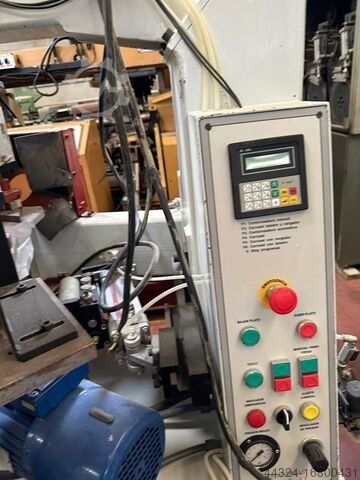 FREES CARROUSEL 1 AS VOOR KITTENS BERMAQ C.T.C.