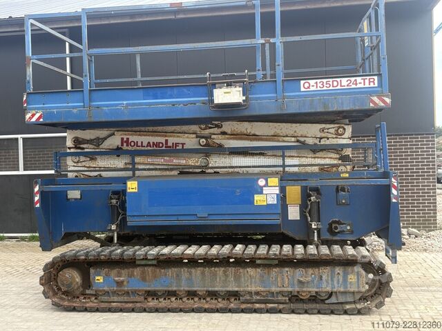 Hoogwerker rupshoogwerker hollandlift schaarhoogwerker Holland Lift Q-135dl24-tr