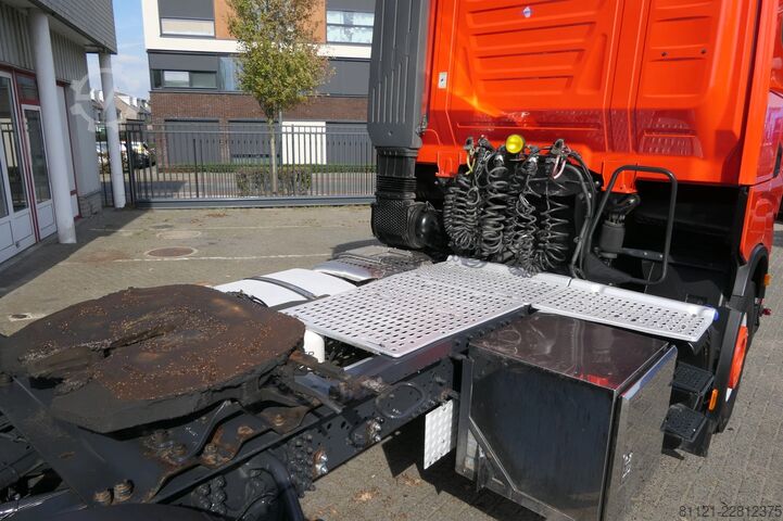 Standard-SZM Iveco S-WAY 460 | Retarder | Full Air | 751321Km | 20...
