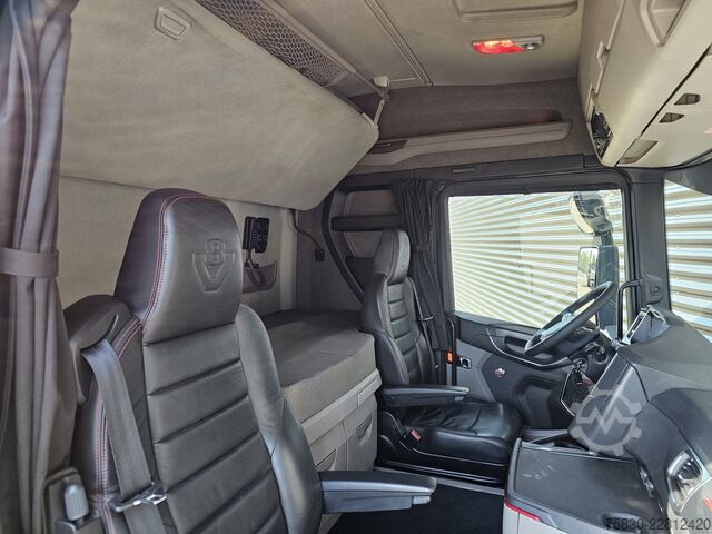 Scania R520 V8 6x4 / RETARDER / IDRAULICA / SOSPENSIONE AD ARIA TOTALE. Scania R520 V8 6x4 / RETARDER / HYDRAULIC / FULL AIR.