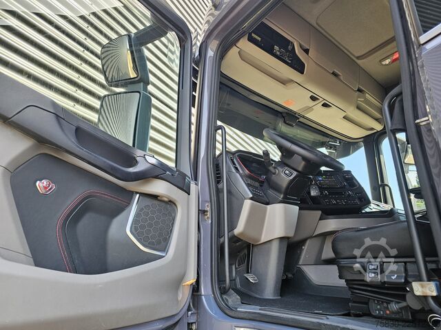 Scania R520 V8 6x4 / RETARDER / IDRAULICA / SOSPENSIONE AD ARIA TOTALE. Scania R520 V8 6x4 / RETARDER / HYDRAULIC / FULL AIR.