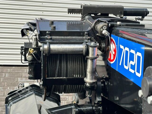 Vrachtwagen met kraan MAN TGS 35.510 8X4H BL BAKWAGEN +HMF 7020 K7 KRAAN/...