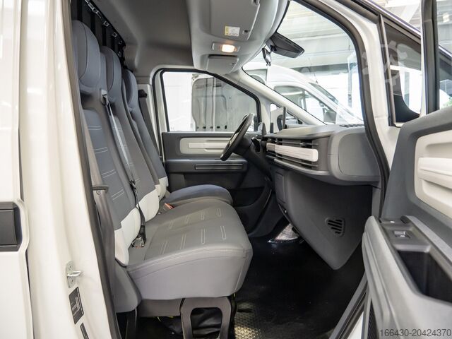 Bestelwagen Maxus eDELIVER 5 KA L1H1 64 kW/h Klima 360° LED PDC