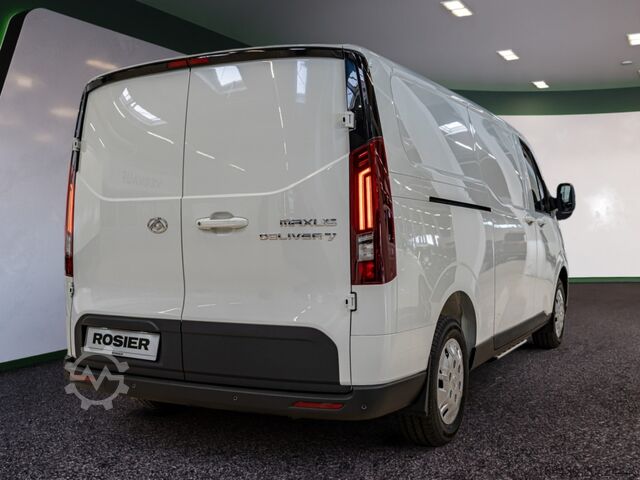 Minibus Maxus DELIVER 7