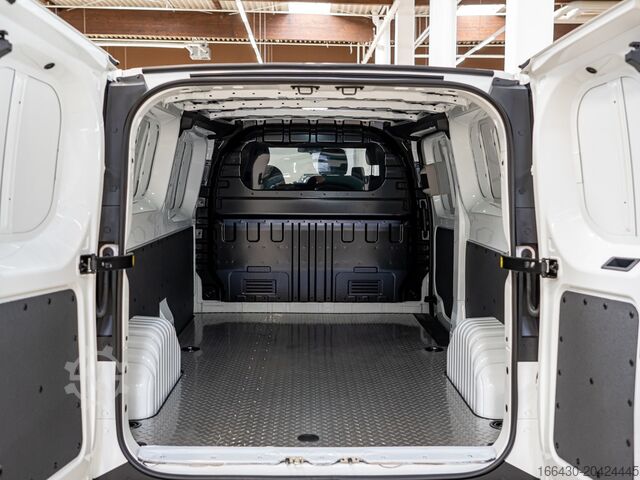 Minibus Maxus DELIVER 7