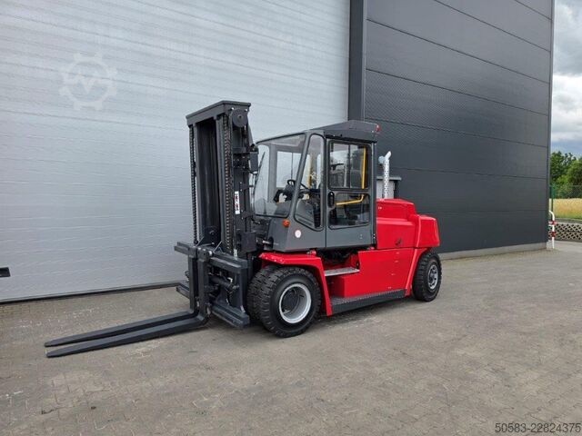 Chariot élévateur à fourche diesel Kalmar DCF80-9