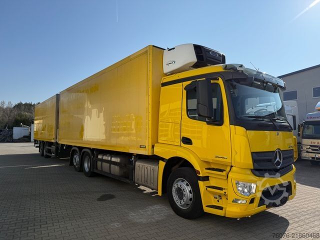 Refrigerated truck MERCEDES-BENZ 2540 LL 6x2/4 Kühlkoffer 8.2m LBW 2,5t  Carrier