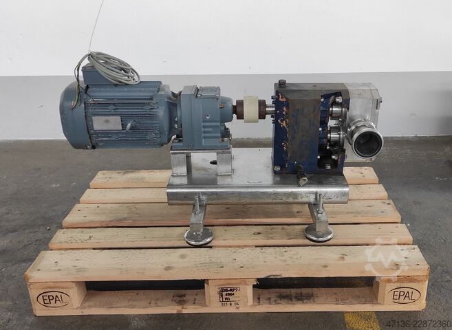 Pompe à pistons rotatifs 10 000 l/h refroidie  