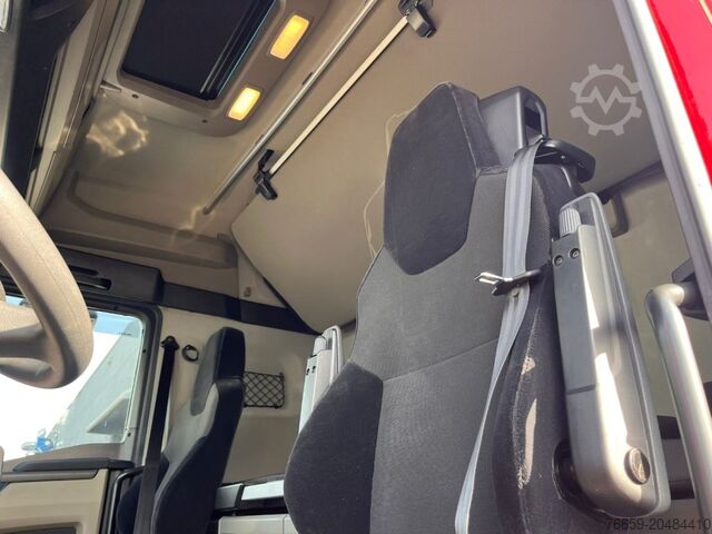 Standart çekici ünitesi MAN TGX 18.520 ADR TOTALE