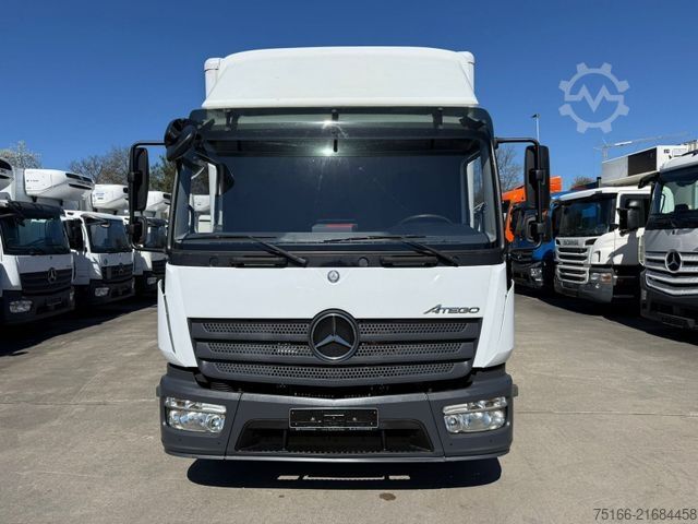 Furgon skrzyniowy MERCEDES-BENZ ATEGO 816 L Koffer 6,10 m LBW 1 T* KLIMA+3-Sitze