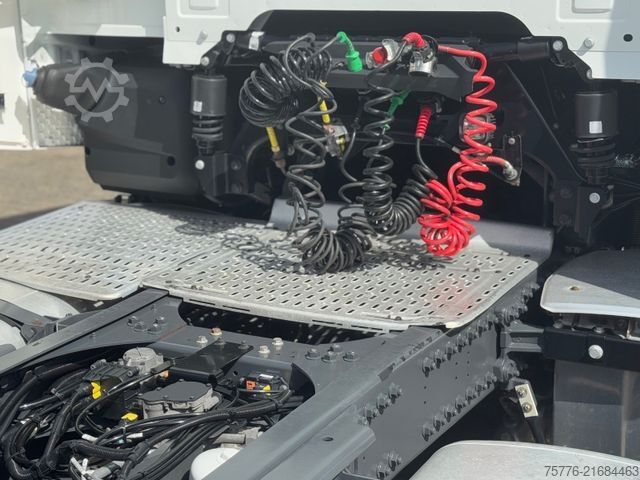 Standaard trekker DAF XG 480 FT   Standklima 2 x TANK 1.195Ltr