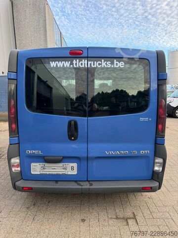 Teslimat kamyoneti çift kabin Opel Vivaro **5 SEATS-BELGIAN ORIGINE**