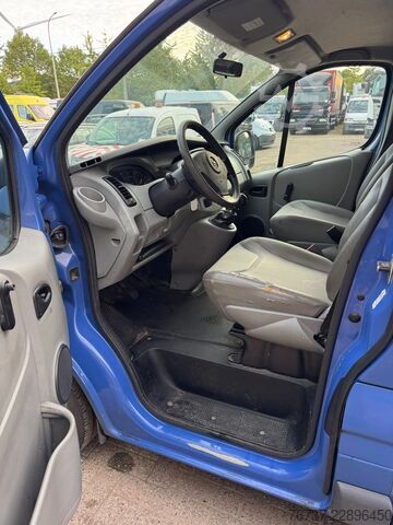 Teslimat kamyoneti çift kabin Opel Vivaro **5 SEATS-BELGIAN ORIGINE**