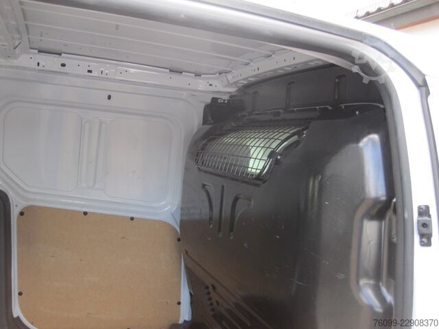 Furgão de chassi longo Ford Transit Connect 240 lang L2 Trend