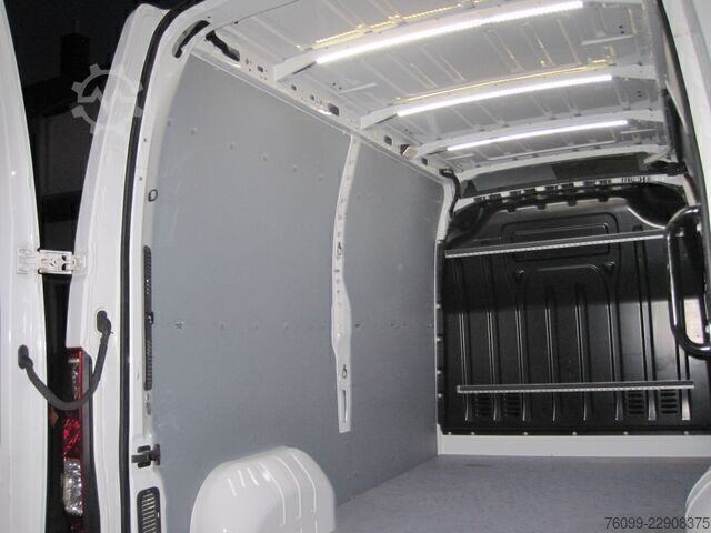 Box van high + long Opel Movano 2,3 D L2H2 Schwingsitz 270° Türen
